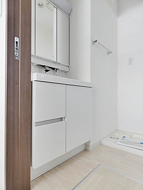 アルタイル一社の洗面所|脱衣スペースもあります