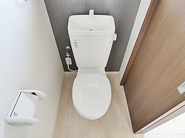 アルタイル一社のトイレ|ゆったりとした空間のトイレです