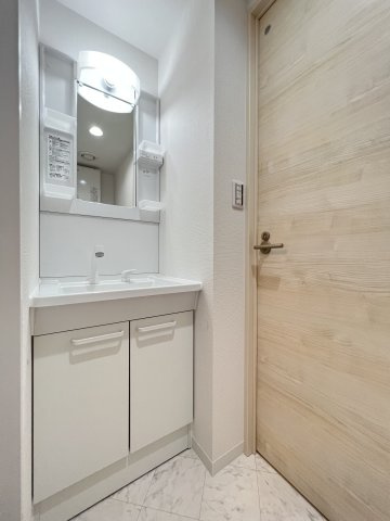 YKCの独立洗面台