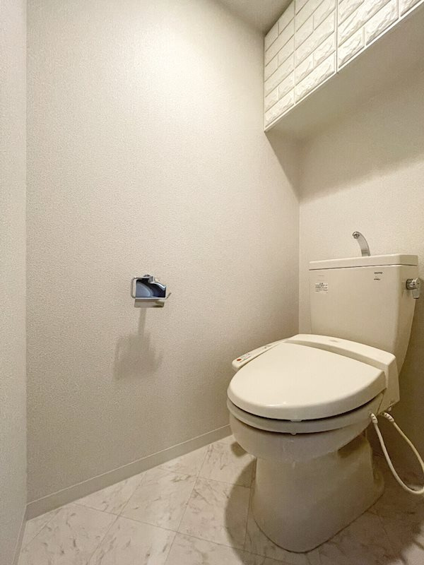 リビオ六甲高羽ガーデンスクエアのトイレ