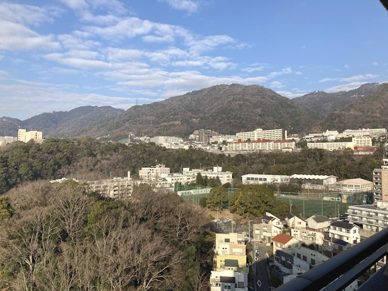 リビオ六甲高羽ガーデンスクエアの玄関