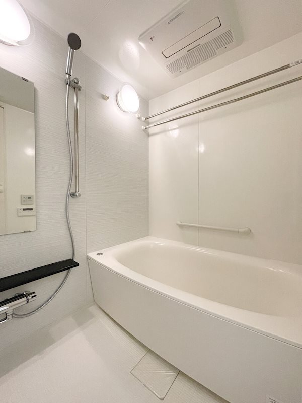 リビオ六甲高羽ガーデンスクエアの浴室