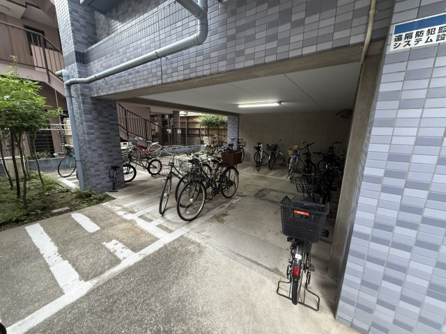 セザール本所吾妻橋の駐輪場