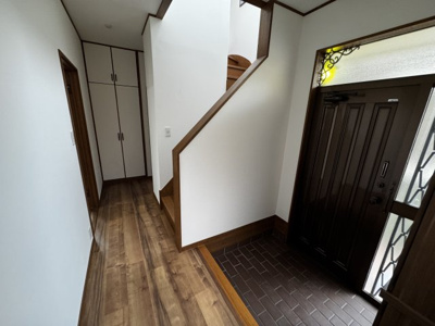 【玄関】 | 千葉県市川市大野町２丁目 快適な住空間に整備された中古戸建 | 玄関です