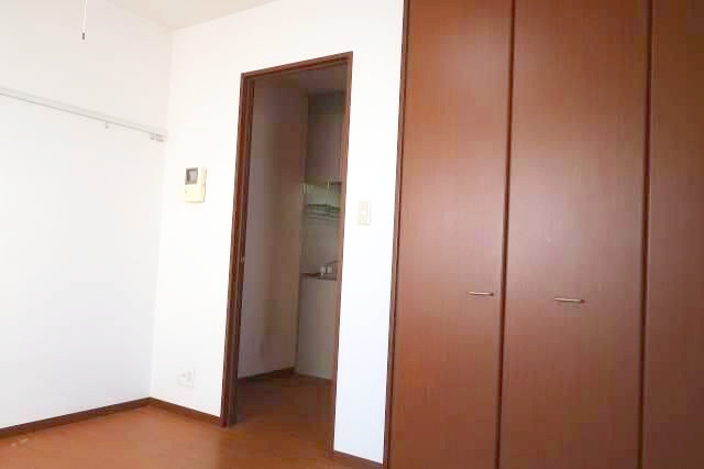 グリーングラン根岸の寝室