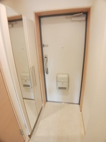 アヴニールの玄関