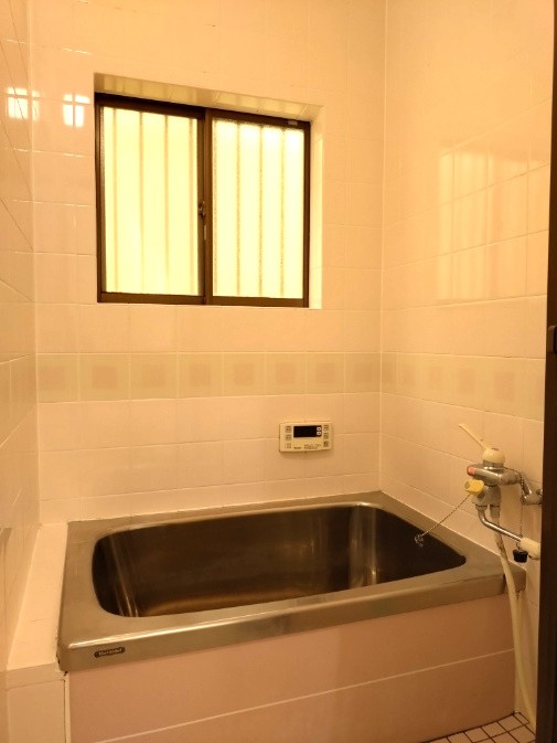 西宮市西波止町　中古戸建の浴室