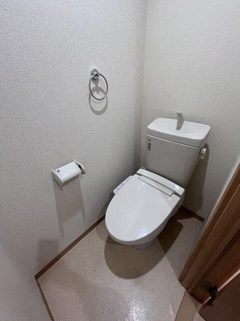 ワイズ横浜上大岡のトイレ