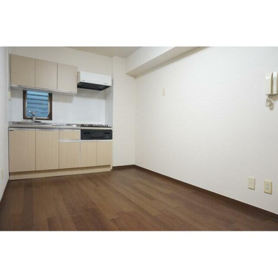 【居間・リビング】 | サンロイヤルハイツ