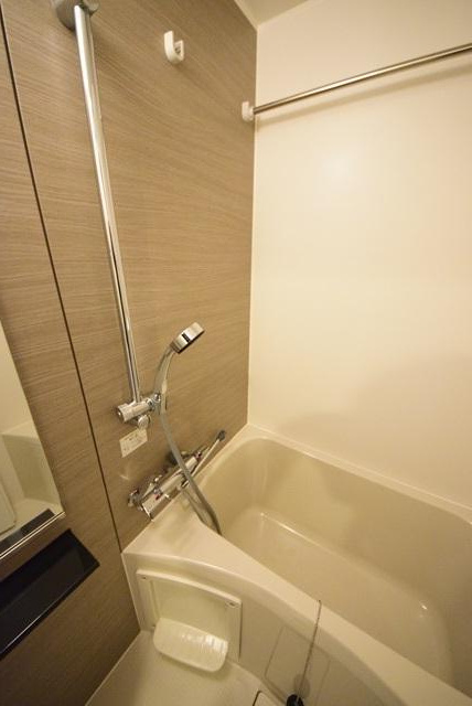 メイクスデザイン横浜蒔田の浴室