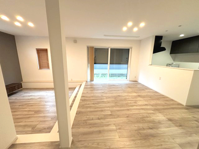 土浦市おおつ野8丁目　戸建の内装|リビング