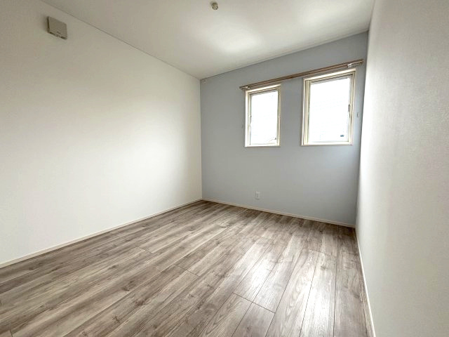 土浦市おおつ野8丁目　戸建の洋室