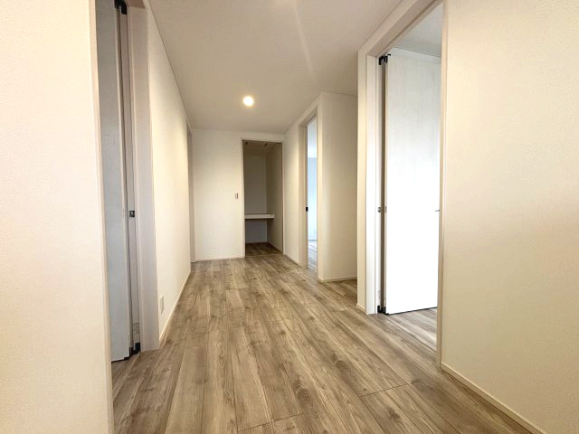 土浦市おおつ野8丁目　戸建の内装|2階廊下