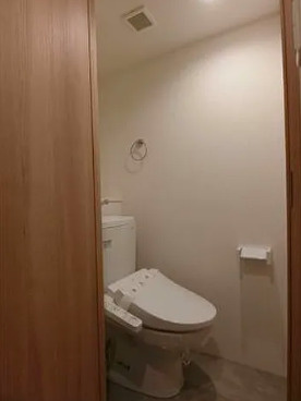 ＢＲＩＣＫ　ＲＥＳＩＤＥＮＣＥ　目黒本町のトイレ