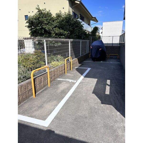 フロンティアUの駐車場|駐車場です