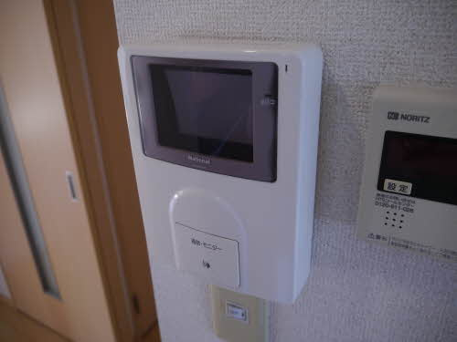 エバーグリーン桜町 B棟のセキュリティ|TVモニター付きで安心です☆