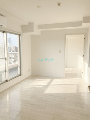 【居間・リビング】 | メゾン・ド・ヴィレ駒形 | 洋室