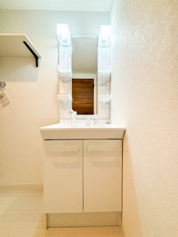 花畑プレミアの洗面所|明るい洗面所です★