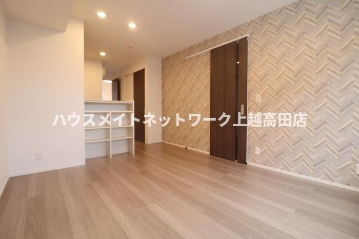 ノーブル スクエア Ｃの居間・リビング|リビング