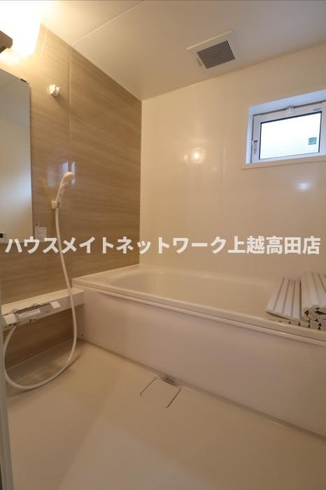 ノーブル スクエア Ｃの浴室|浴室