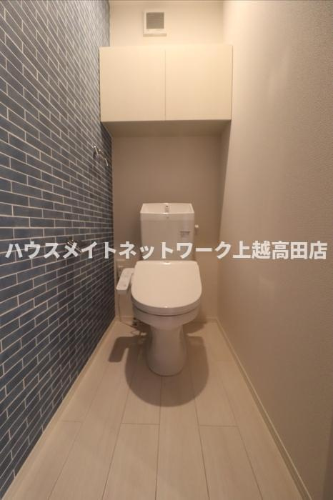 ノーブル スクエア Ｃのトイレ|温水洗浄便座