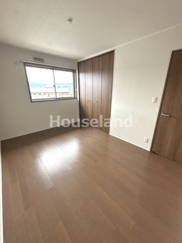 エルメゾン小倉の洋室