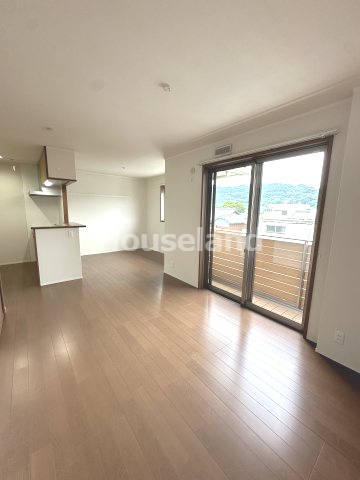 エルメゾン小倉の居間・リビング