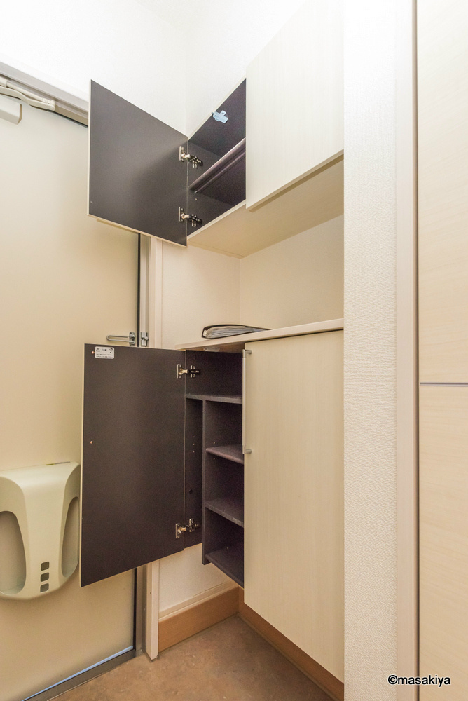 メゾン・ド・ポミエの玄関|下駄箱