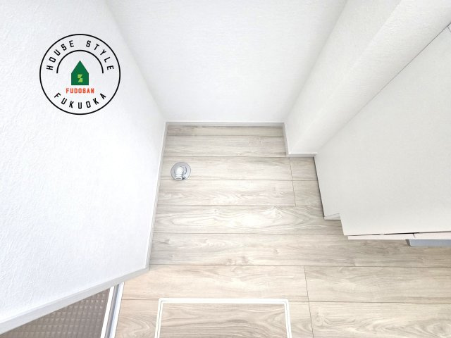 福岡市東区千早1丁目第2-2棟(2号棟)の内観：施工例|ランドリースペースとなります。広々して有効的にご使用できます。 