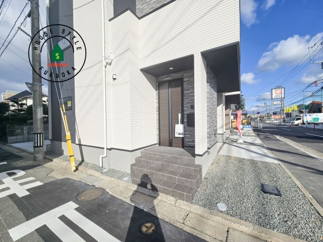 福岡市西区小戸3丁目第4-3棟(3号棟)の外観：施工例|おでかけの時も帰った時も、「我が家」を最初に感じでもらえる素敵な空間に。