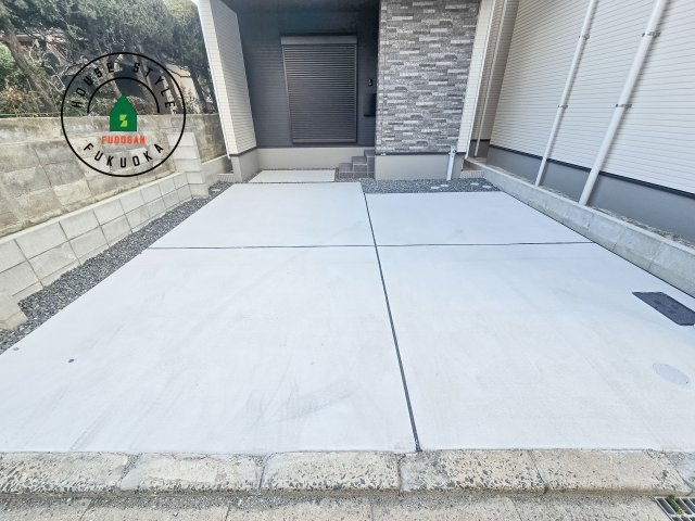 福岡市西区小戸3丁目第4-3棟(1号棟)の駐車場|駐車場になります。