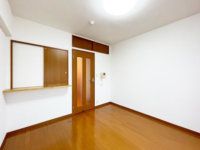 サニーサイドアップの居間・リビング