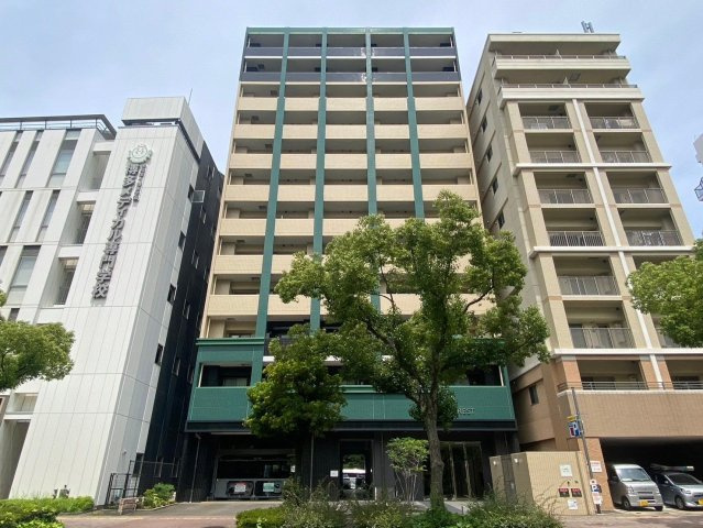 エンクレスト県庁前の外観
