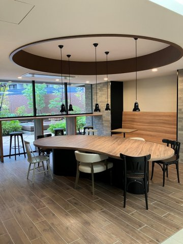 メイツ新川崎のロビー