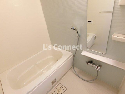 【浴室】 | メルヴェーユ黒須Ⅷ | 追焚き、浴室乾燥付きのお風呂。