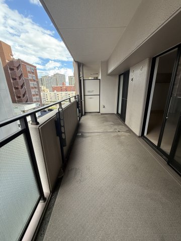 アプローズ薬院デュオイーストのバルコニー