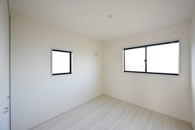 【洋室】 | 太田第14下田島町 一建設 3号棟 | 2面採光の明るい洋室は子供部屋にもピッタリです♪