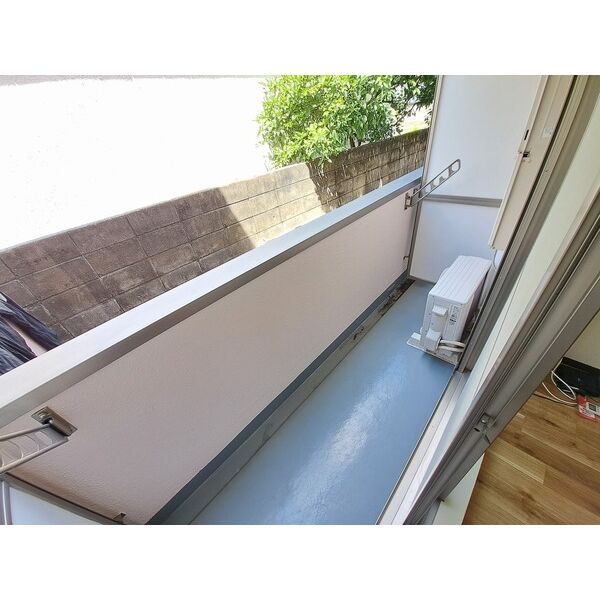 ロクサーヌ浜甲子園のバルコニー