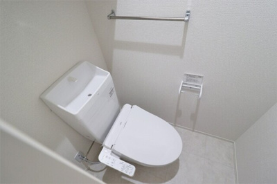 【トイレ】 | PREMILIFE日岡 | 205　トイレ