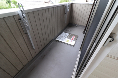 【バルコニー】 | PREMILIFE日岡 | 205　バルコニー