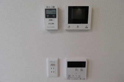 【その他】 | PREMILIFE日岡 | 205　モニタ付きインターホン