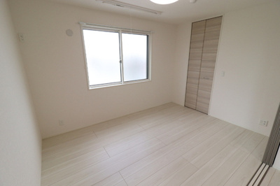 【その他】 | PREMILIFE日岡 | 205　洋室