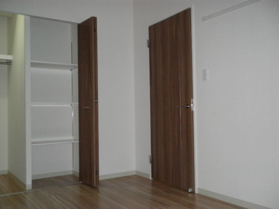 【内装】 | フロイデ川添