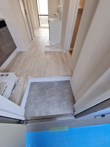 LakiaApartment夙川の玄関