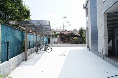 リブリ・ベルカーサ SADAKIのその他