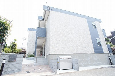 リブリ・ベルカーサ SADAKIのエントランス