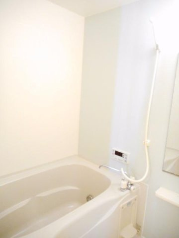 サンクレスト若草の浴室