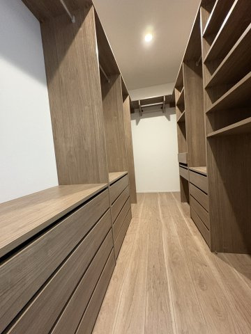 光と風が通う、仁川町の新築プロジェクトの収納