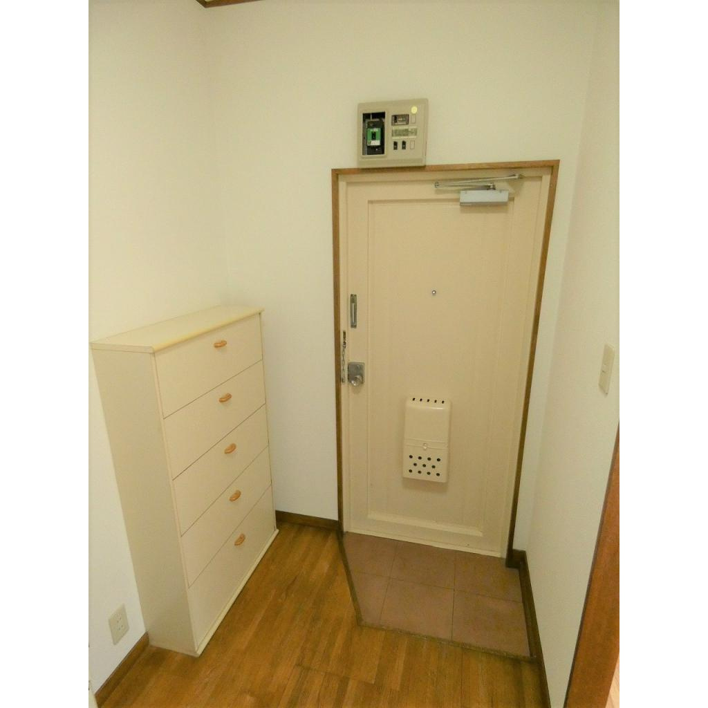 ハイツ竹井の玄関