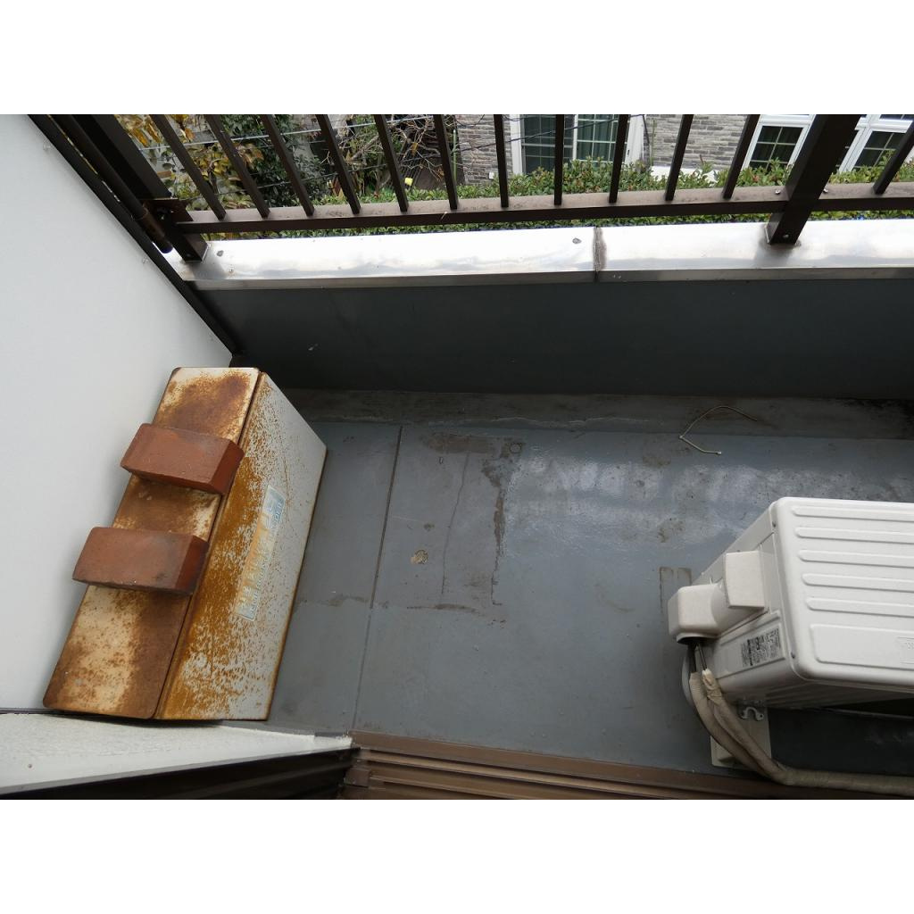 ハイツ竹井のバルコニー|バルコニー洗濯機置場